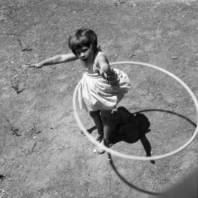 Hula hoop closed shape example